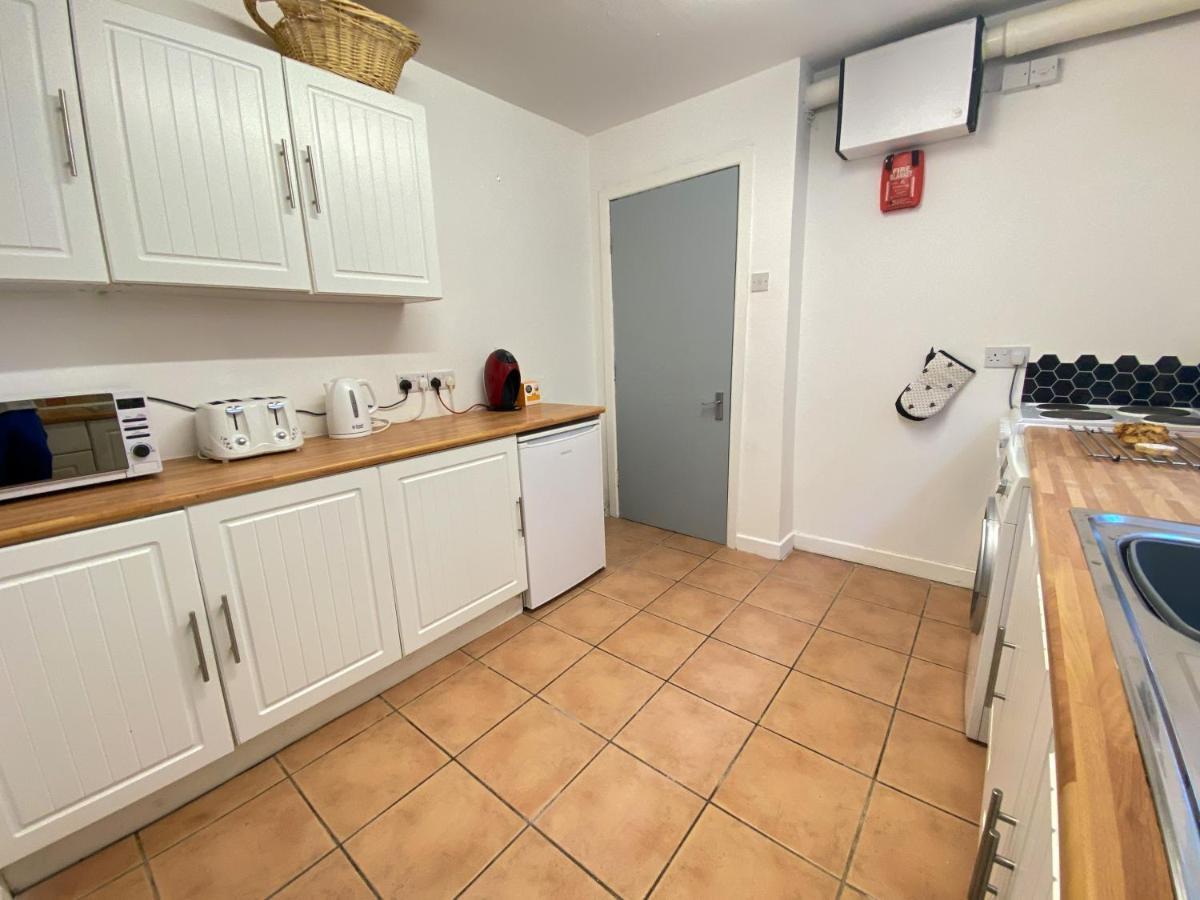 Cheap & Cheerful Apartment Near Bangor Marina Екстериор снимка